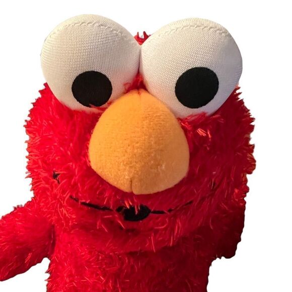 Fisher-Price Tickle Me Elmo circa 2007. - Picture 7 of 11